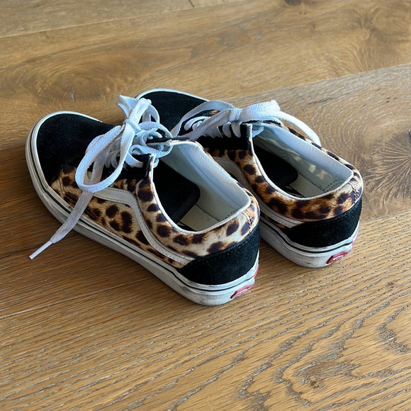 Leopard Vans - Picture 2 of 5